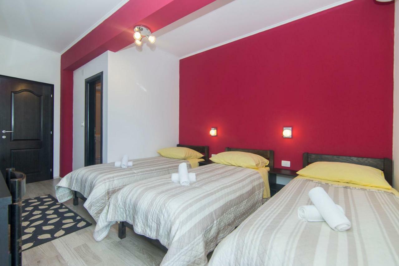 Rooms Marijana Caporice Exterior foto